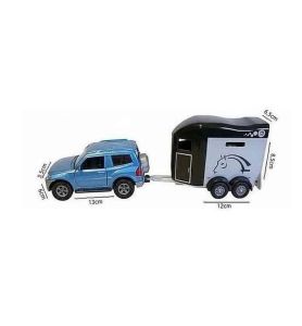 AUTO Z PRZYCZEPA KONIE 4762