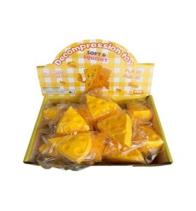 SER TROJKATNY CHESSE 7CM A12